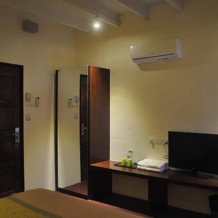 Red Inn Court George Town  Kültér fotó