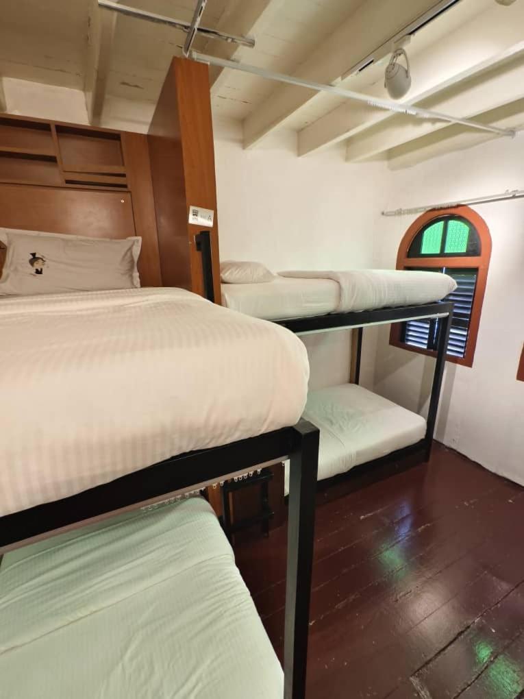 Red Inn Court George Town  Kültér fotó