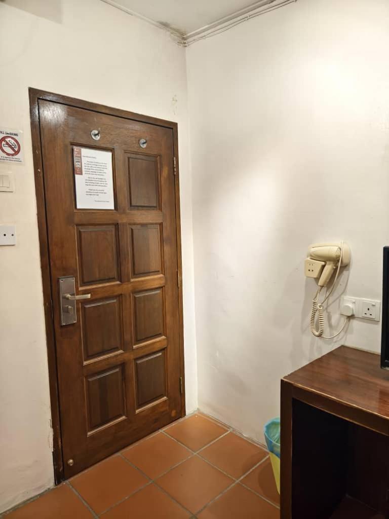 Red Inn Court George Town  Kültér fotó